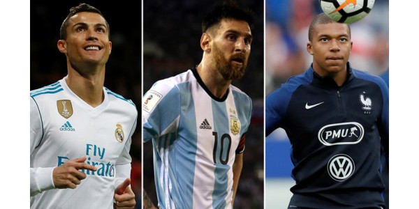 Mbappé og Messi bundet til de nye og gamle spillerne
